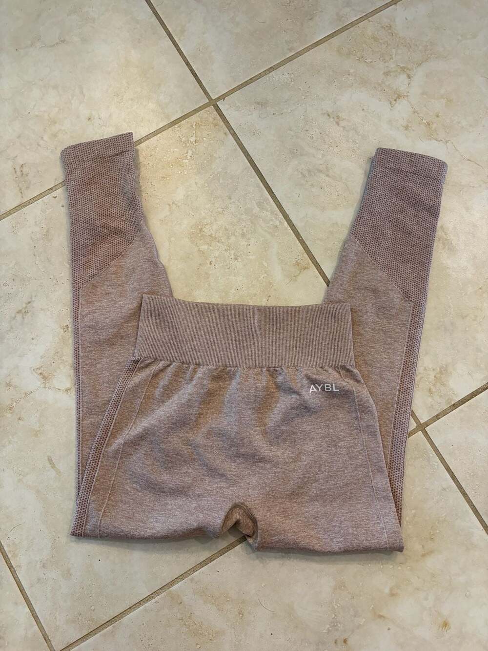 AYBL Seamless High Waisted Leggings in Mocha